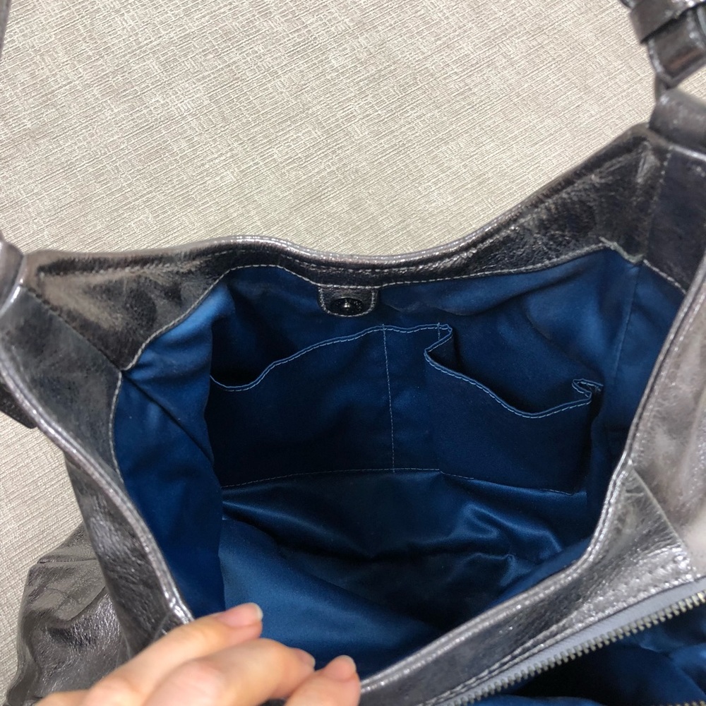 Authentic Coach Handbag - Picture 5 of 8